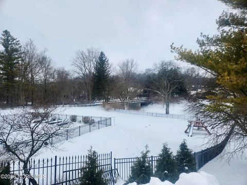 Tiny photo for 4541 Farmington Road, Toledo, OH 43623 (MLS # 10004055)