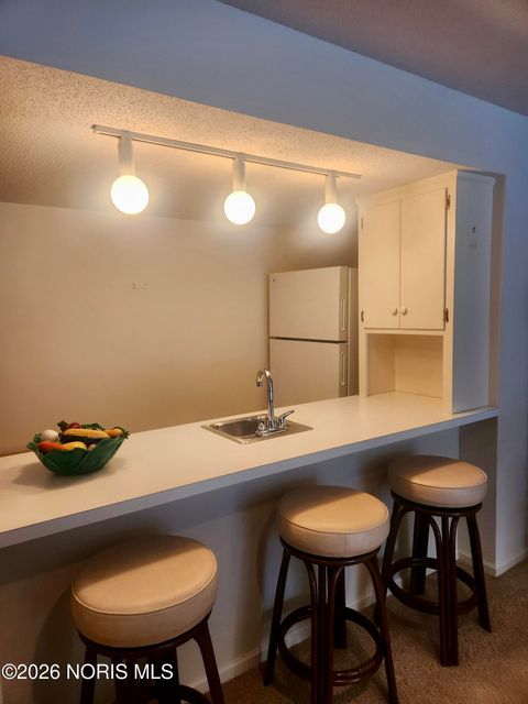 Tiny photo for 4541 Farmington Road, Toledo, OH 43623 (MLS # 10004055)