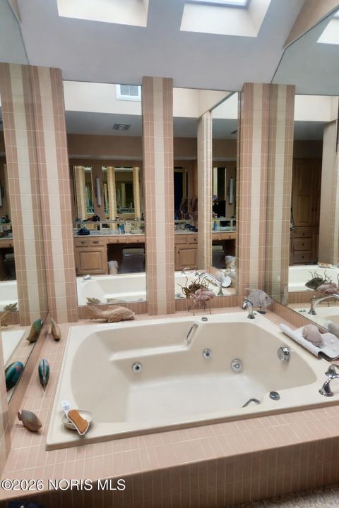 Tiny photo for 4541 Farmington Road, Toledo, OH 43623 (MLS # 10004055)