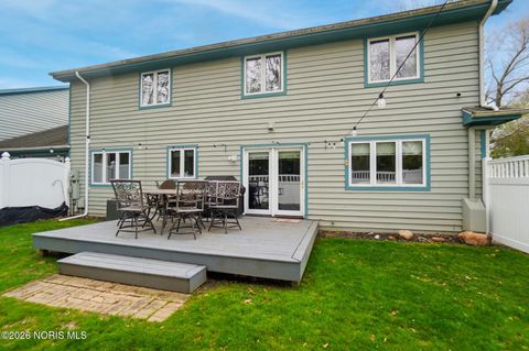 Tiny photo for 2000 Rush Creek Court, Findlay, OH 45840 (MLS # 10002772)