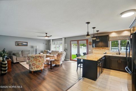 Tiny photo for 2000 Rush Creek Court, Findlay, OH 45840 (MLS # 10002772)