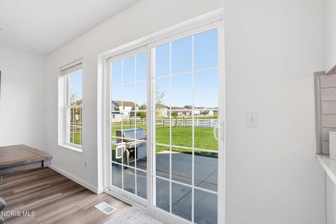 Tiny photo for 802 Kildare Lane, Bowling Green, OH 43402 (MLS # 10006842)