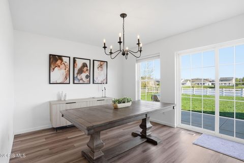 Tiny photo for 802 Kildare Lane, Bowling Green, OH 43402 (MLS # 10006842)