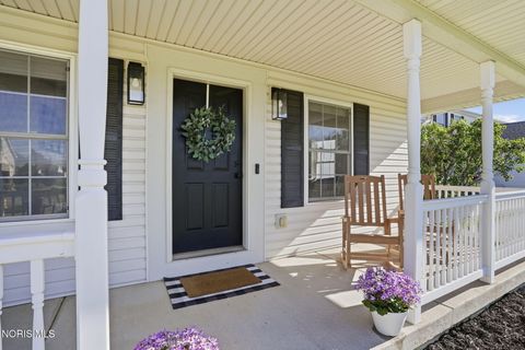 Tiny photo for 802 Kildare Lane, Bowling Green, OH 43402 (MLS # 10006842)