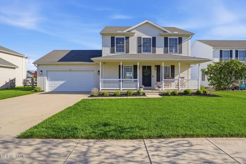 Photo of 802 Kildare Lane, Bowling Green, OH 43402 (MLS # 10006842)