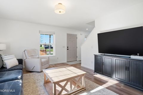 Tiny photo for 802 Kildare Lane, Bowling Green, OH 43402 (MLS # 10006842)