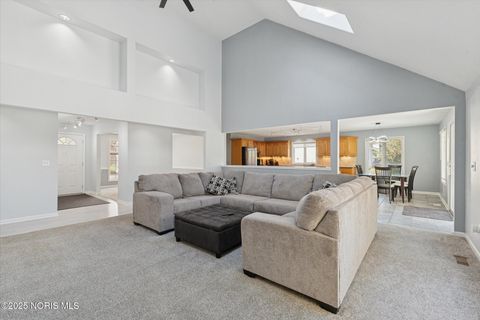 Tiny photo for 5666 Fox Hollow Court, Sylvania, OH 43560 (MLS # 10000448)