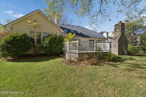 Tiny photo for 5666 Fox Hollow Court, Sylvania, OH 43560 (MLS # 10000448)
