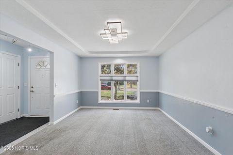 Tiny photo for 5666 Fox Hollow Court, Sylvania, OH 43560 (MLS # 10000448)