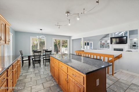 Tiny photo for 5666 Fox Hollow Court, Sylvania, OH 43560 (MLS # 10000448)