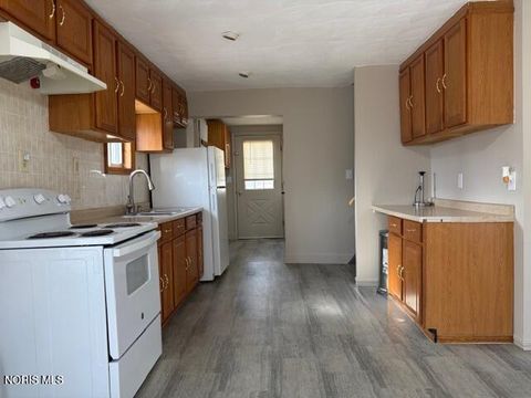 Tiny photo for 212 Benner Street, Tiffin, OH 44883 (MLS # 10004282)