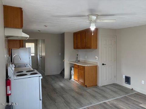 Tiny photo for 212 Benner Street, Tiffin, OH 44883 (MLS # 10004282)