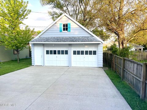 Tiny photo for 1889 Princeton Drive, Toledo, OH 43614 (MLS # 10007559)