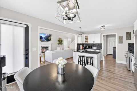 Tiny photo for 12164 Jefferson Street, Perrysburg, OH 43551 (MLS # 10006193)