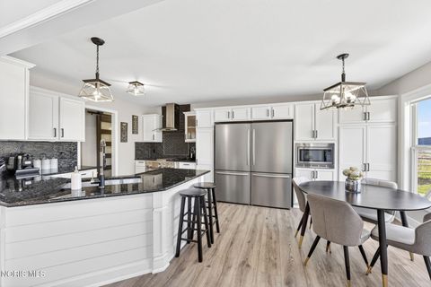 Tiny photo for 12164 Jefferson Street, Perrysburg, OH 43551 (MLS # 10006193)