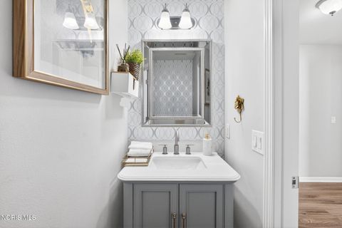 Tiny photo for 12164 Jefferson Street, Perrysburg, OH 43551 (MLS # 10006193)