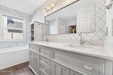 Tiny photo for 12164 Jefferson Street, Perrysburg, OH 43551 (MLS # 10006193)