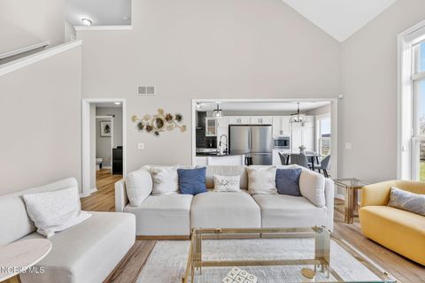 Tiny photo for 12164 Jefferson Street, Perrysburg, OH 43551 (MLS # 10006193)