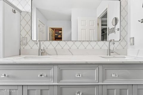 Tiny photo for 12164 Jefferson Street, Perrysburg, OH 43551 (MLS # 10006193)