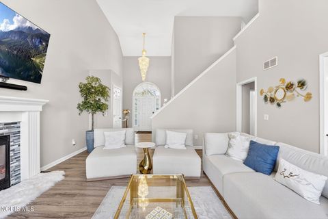 Tiny photo for 12164 Jefferson Street, Perrysburg, OH 43551 (MLS # 10006193)