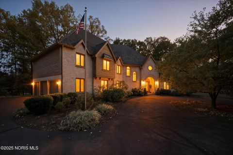 Tiny photo for 5220 S Oak Court, Toledo, OH 43623 (MLS # 10000632)