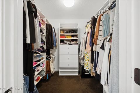 Tiny photo for 5220 S Oak Court, Toledo, OH 43623 (MLS # 10000632)