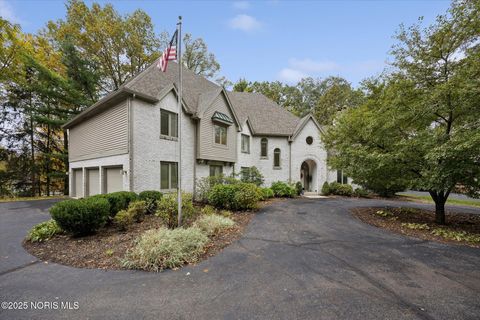 Photo of 5220 S Oak Court, Toledo, OH 43623 (MLS # 10000632) Photo of 5220 S Oak Court, Toledo, OH 43623 (MLS # 10000632)