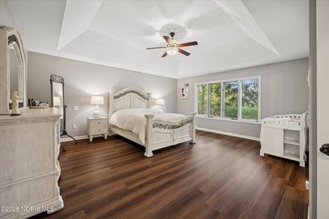 Tiny photo for 5220 S Oak Court, Toledo, OH 43623 (MLS # 10000632)