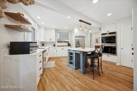 Tiny photo for 5220 S Oak Court, Toledo, OH 43623 (MLS # 10000632)