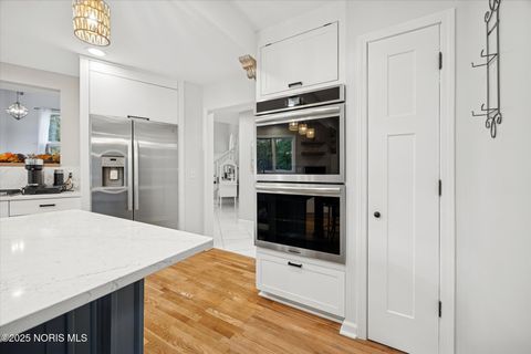 Tiny photo for 5220 S Oak Court, Toledo, OH 43623 (MLS # 10000632)