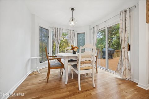 Tiny photo for 5220 S Oak Court, Toledo, OH 43623 (MLS # 10000632)