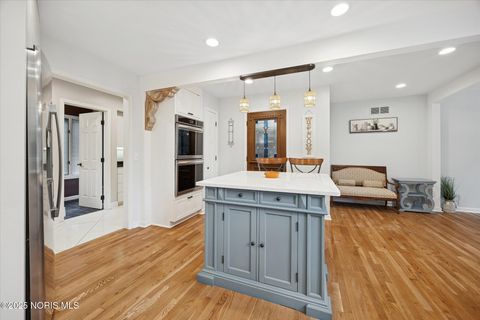 Tiny photo for 5220 S Oak Court, Toledo, OH 43623 (MLS # 10000632)