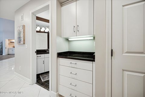 Tiny photo for 5220 S Oak Court, Toledo, OH 43623 (MLS # 10000632)