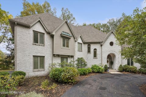 Tiny photo for 5220 S Oak Court, Toledo, OH 43623 (MLS # 10000632)