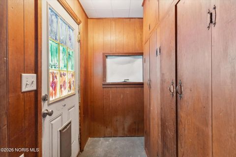 Tiny photo for 2849 W Laskey Road, Toledo, OH 43613 (MLS # 10003927)