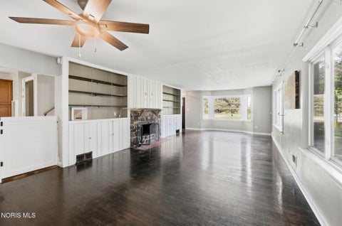 Tiny photo for 2023 Riverview Court, Toledo, OH 43614 (MLS # 10014066)