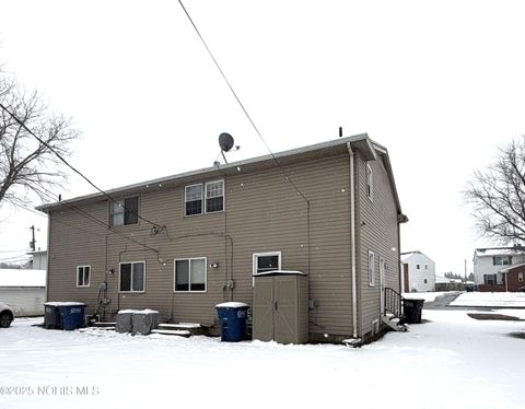 Photo of 834 Gribbin Lane, Toledo, OH 43612 (MLS # 10002301)