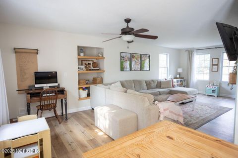 Tiny photo for 1463 Misty Oaks Drive, Findlay, OH 45840 (MLS # 10000622)