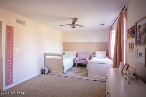 Tiny photo for 1463 Misty Oaks Drive, Findlay, OH 45840 (MLS # 10000622)