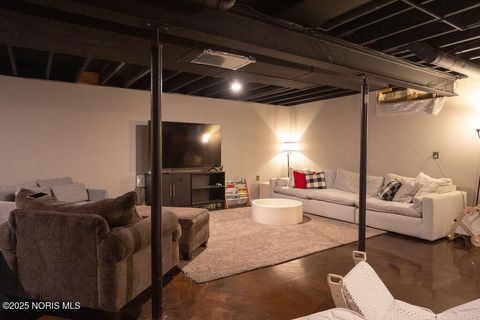 Tiny photo for 1463 Misty Oaks Drive, Findlay, OH 45840 (MLS # 10000622)