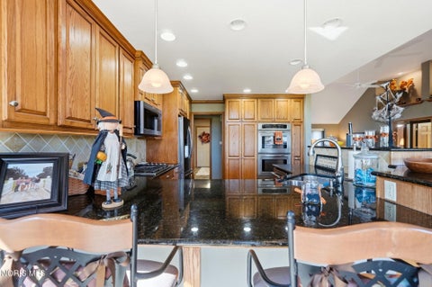 Tiny photo for 1614 Grand Bay Drive, Oregon, OH 43616 (MLS # 10014490)