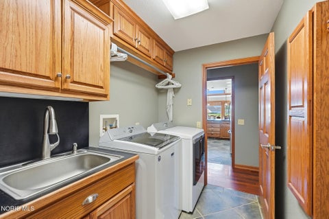 Tiny photo for 1614 Grand Bay Drive, Oregon, OH 43616 (MLS # 10014490)