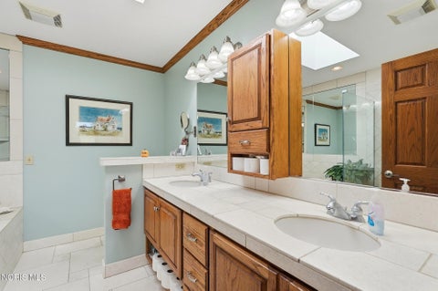 Tiny photo for 1614 Grand Bay Drive, Oregon, OH 43616 (MLS # 10014490)