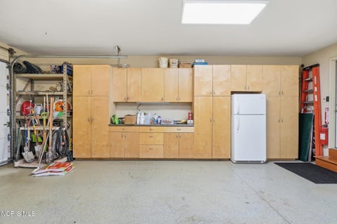 Tiny photo for 1614 Grand Bay Drive, Oregon, OH 43616 (MLS # 10014490)