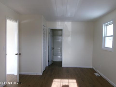 Tiny photo for 6 W Center Street, Leipsic, OH 45856 (MLS # 10002423)