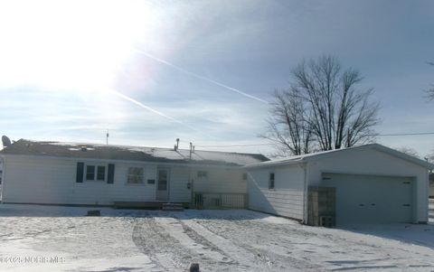 Tiny photo for 6 W Center Street, Leipsic, OH 45856 (MLS # 10002423)