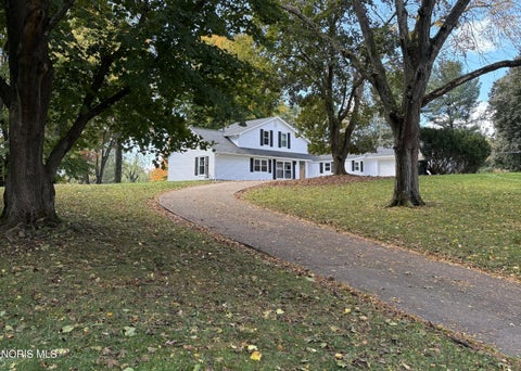Photo of 1038 Dell Circle, Other, OH 44706 (MLS # 10014894)