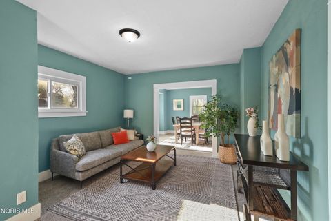 Tiny photo for 5805 Fryer Avenue, Toledo, OH 43615 (MLS # 10006934)