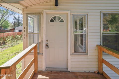 Tiny photo for 5805 Fryer Avenue, Toledo, OH 43615 (MLS # 10006934)