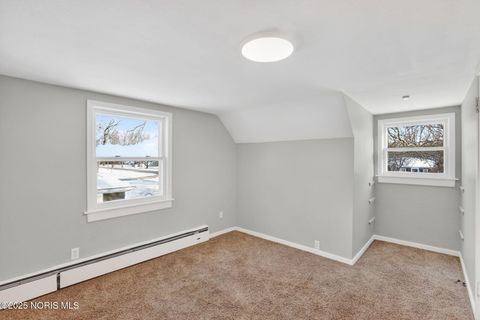 Tiny photo for 1010 Walnut Street, Perrysburg, OH 43551 (MLS # 10002240)
